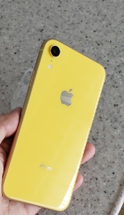 iPhone XRのイエローに機種変更！ 鮮やかで希少なカラーだけどあえて 